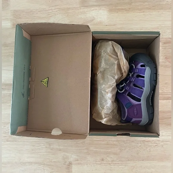 NWT Keen Newport Sandal Purple/English Lavender size 10 - In/Out of water shoe - Picture 4 of 6